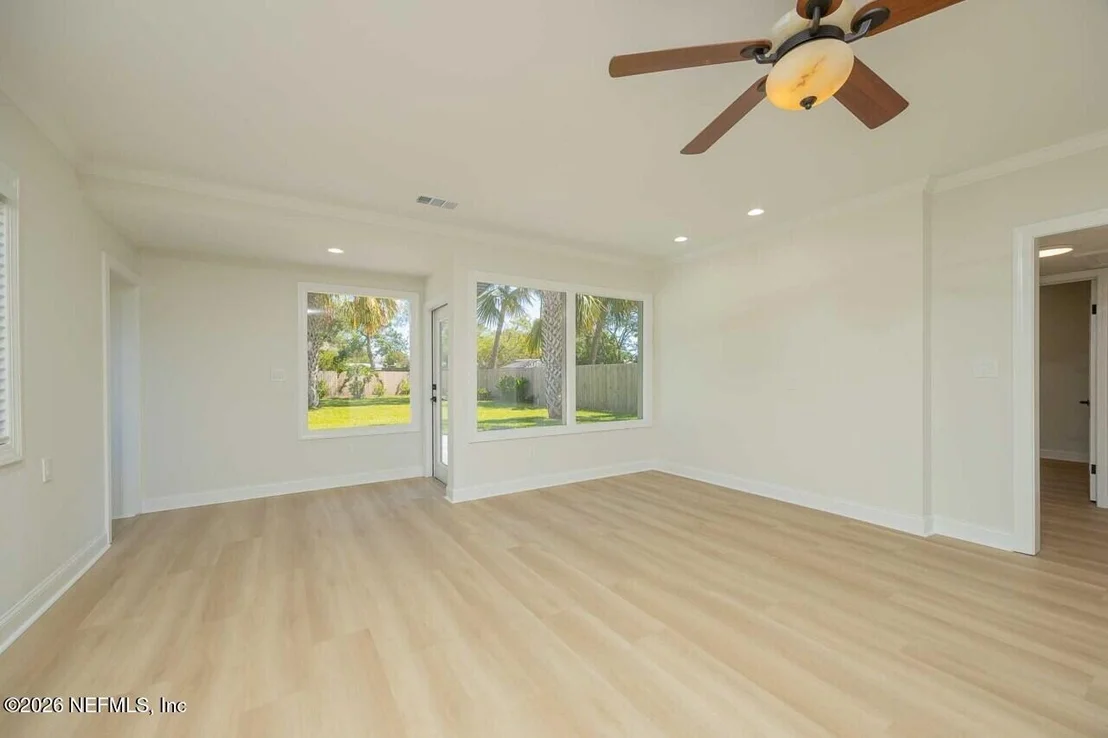 Photo of 310 ANDREAS Street