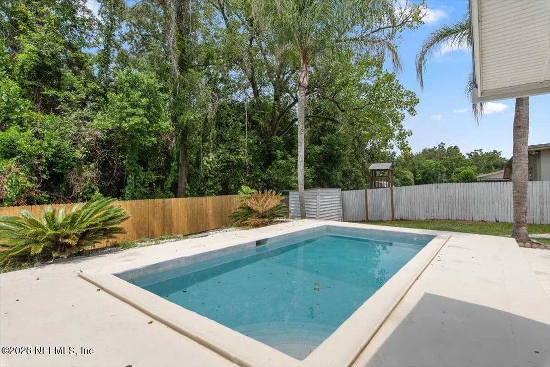 Photo of 1720 BAY Circle W