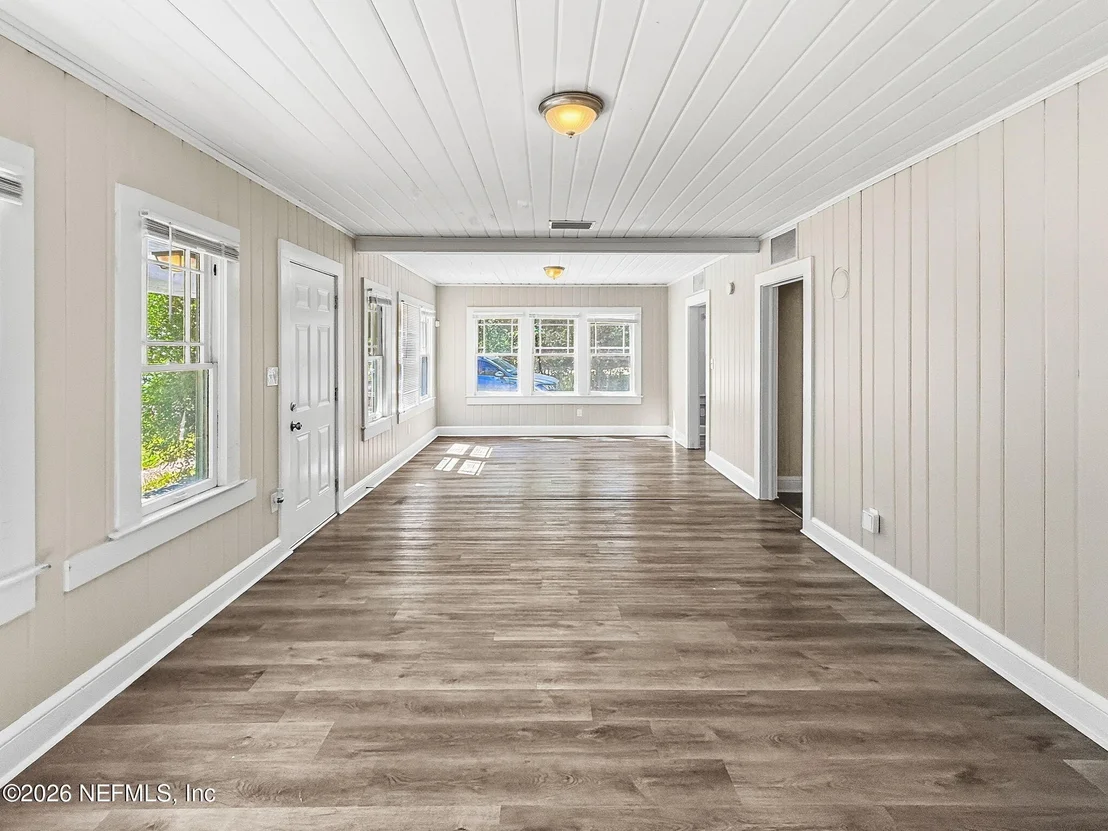 Photo of 7739 HAMMOND Boulevard