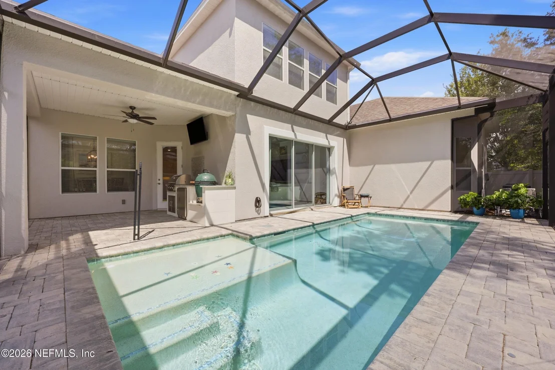 Photo of 383 MEDIO Drive