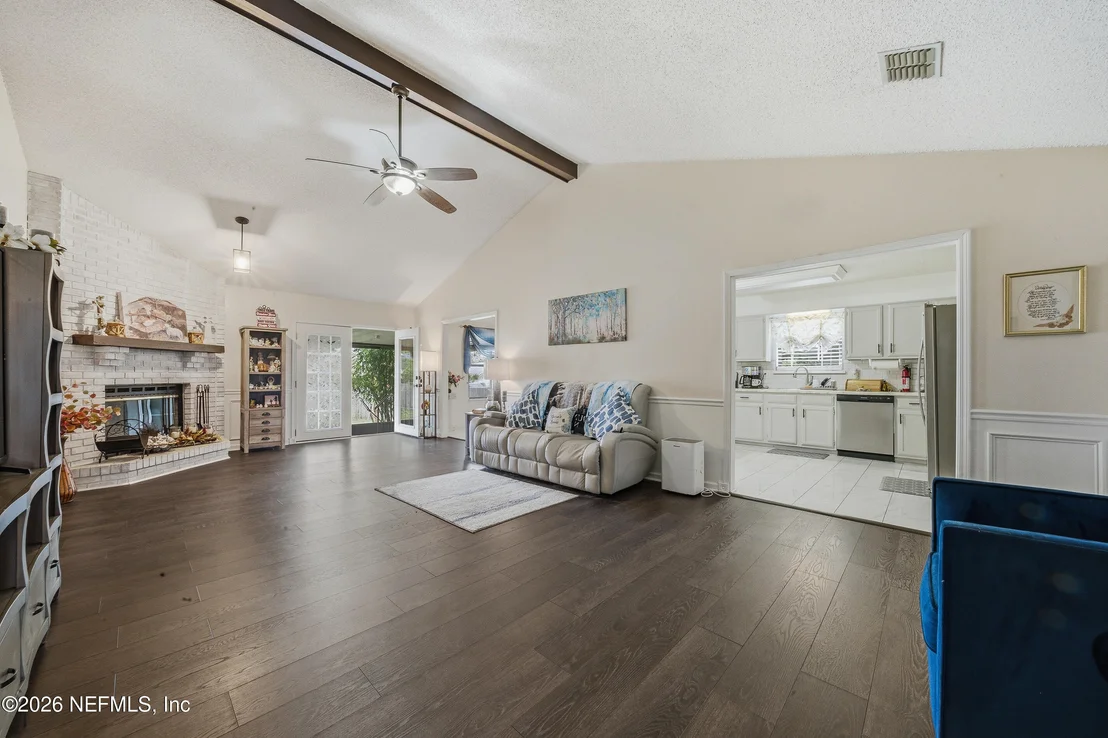 Photo of 2428 STONEBRIDGE Drive