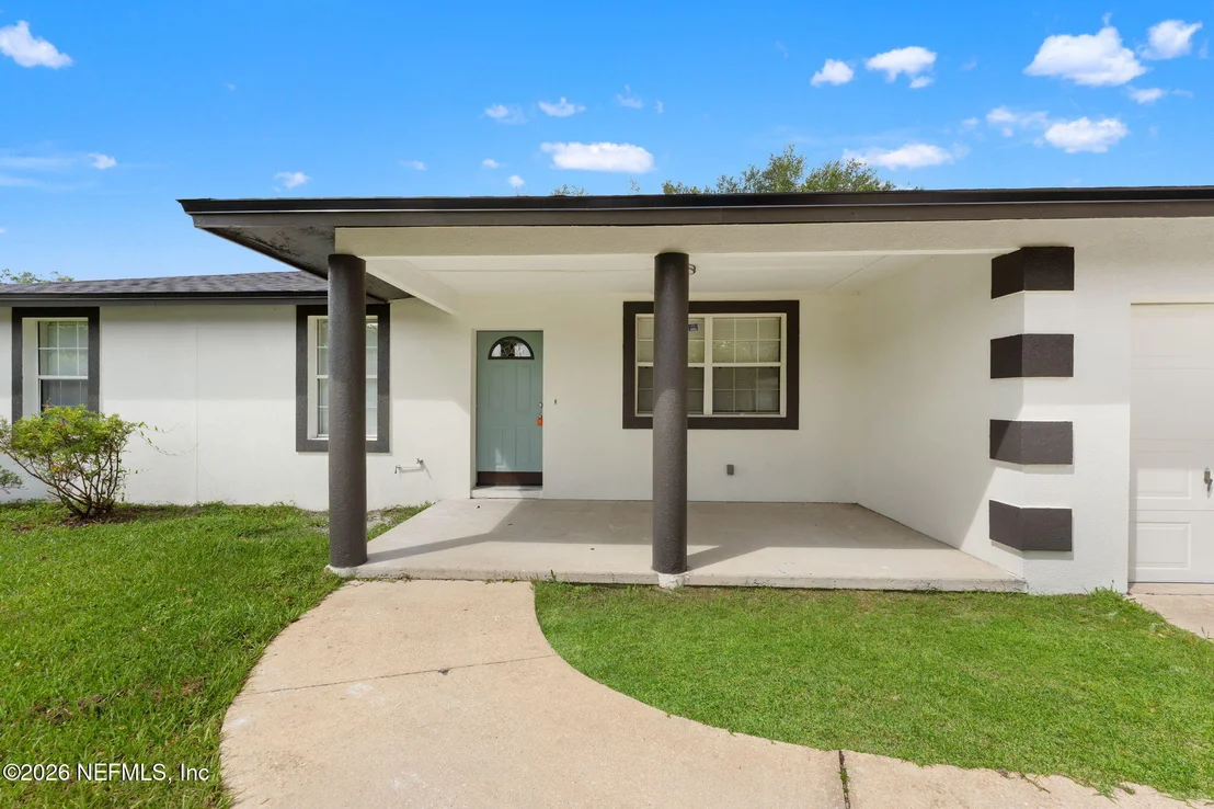 Photo of 6638 CHAMPLAIN Road