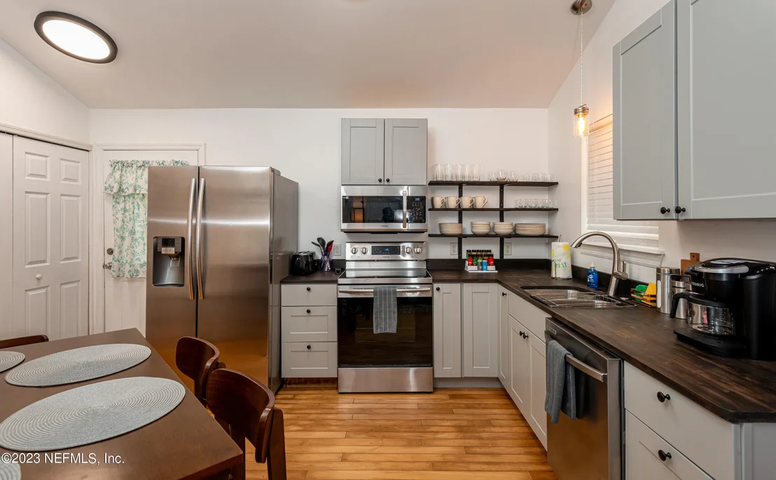 Photo of 5 NESBIT Avenue