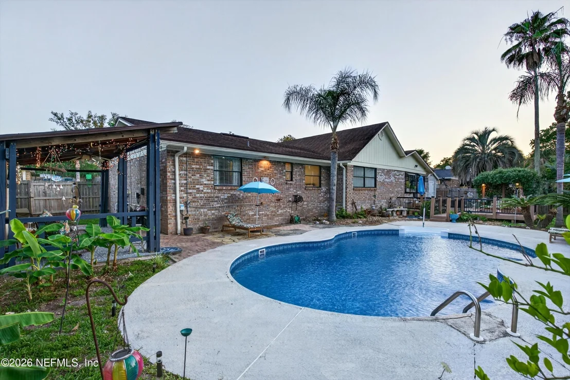Photo of 2556 BOTTOMRIDGE Drive