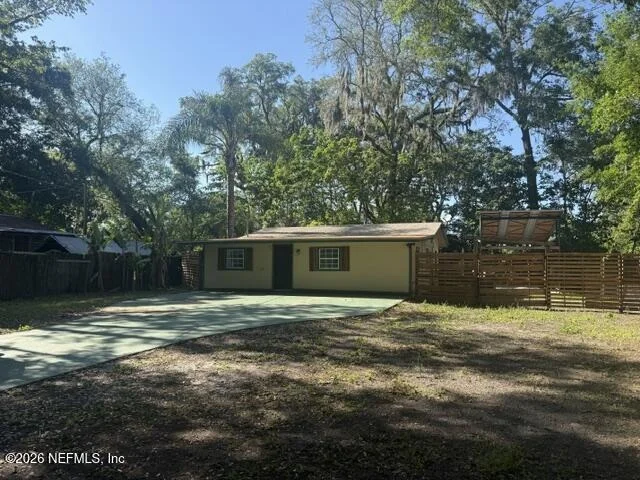 Photo of 7635 FREE Avenue