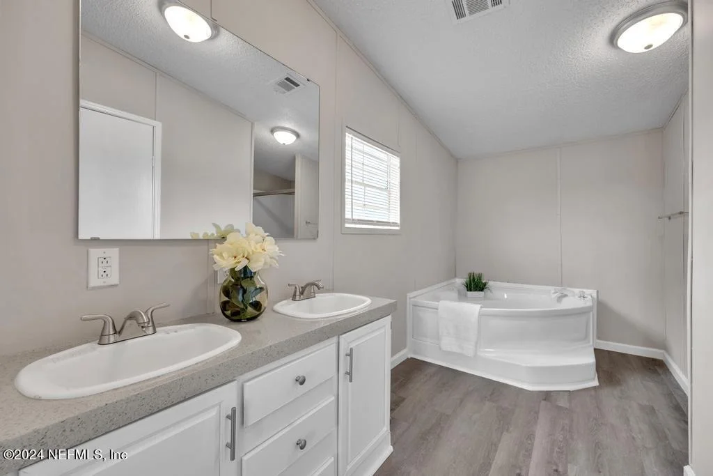 Photo of 11003 COUNTY ROAD 121