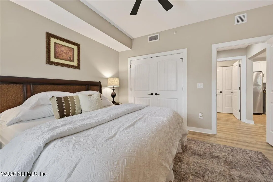 Photo of Unit 202 at 965 REGISTRY Boulevard