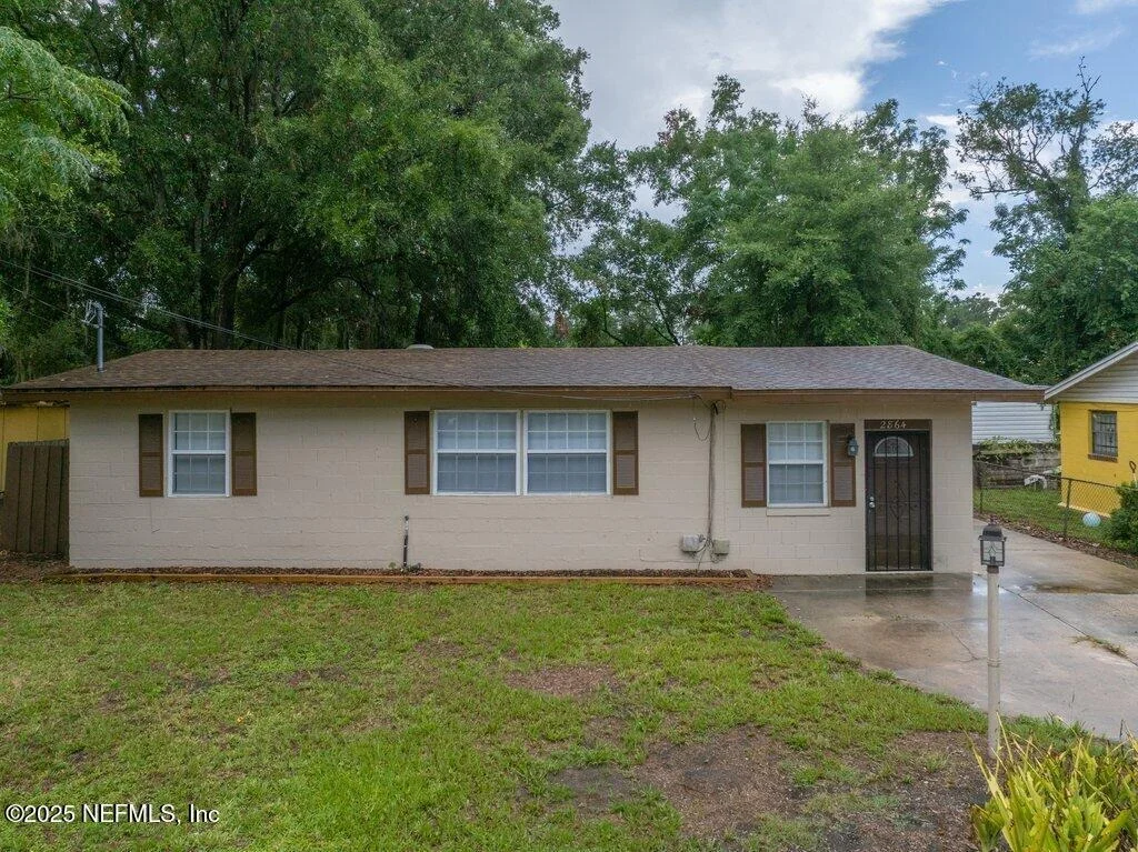 Photo of 2864 LEONID Road