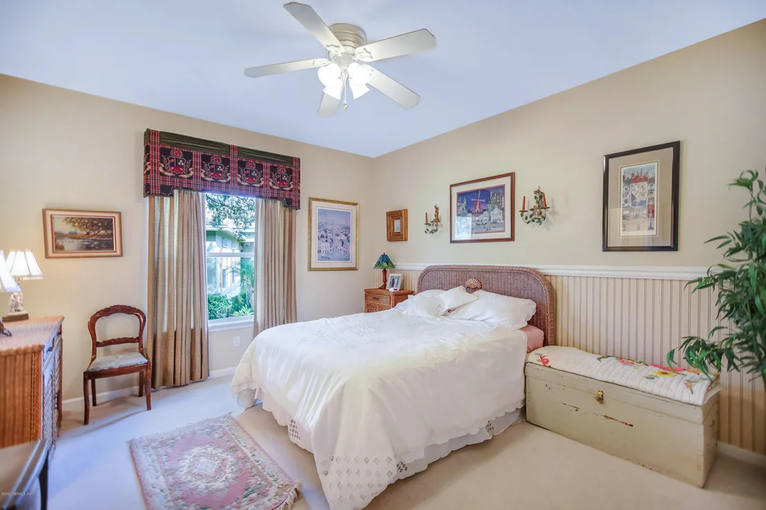 Photo of 261 PINEHURST POINTE Drive