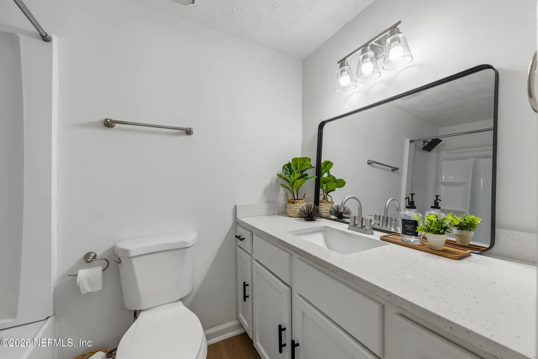 Photo of 1512 MESA Drive