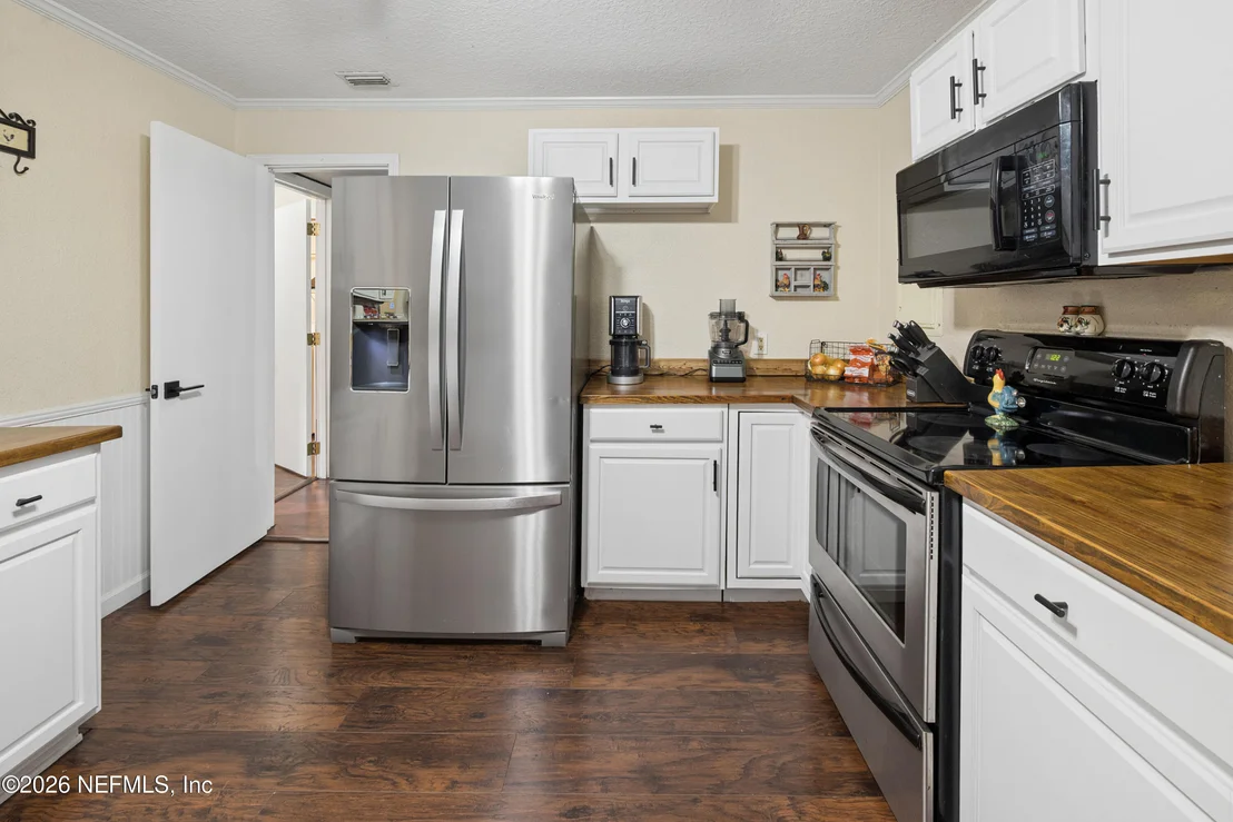 Photo of 10426 SLAY Road