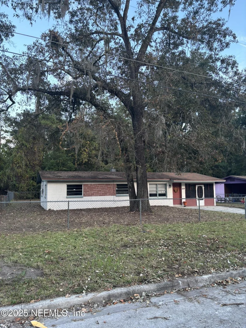 Photo of 2219 SE 46TH Terrace
