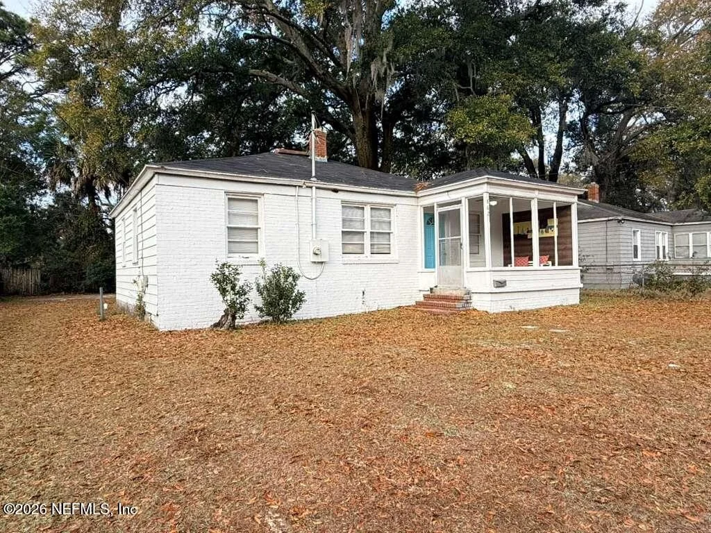 Photo of 862 BUNKER HILL Boulevard