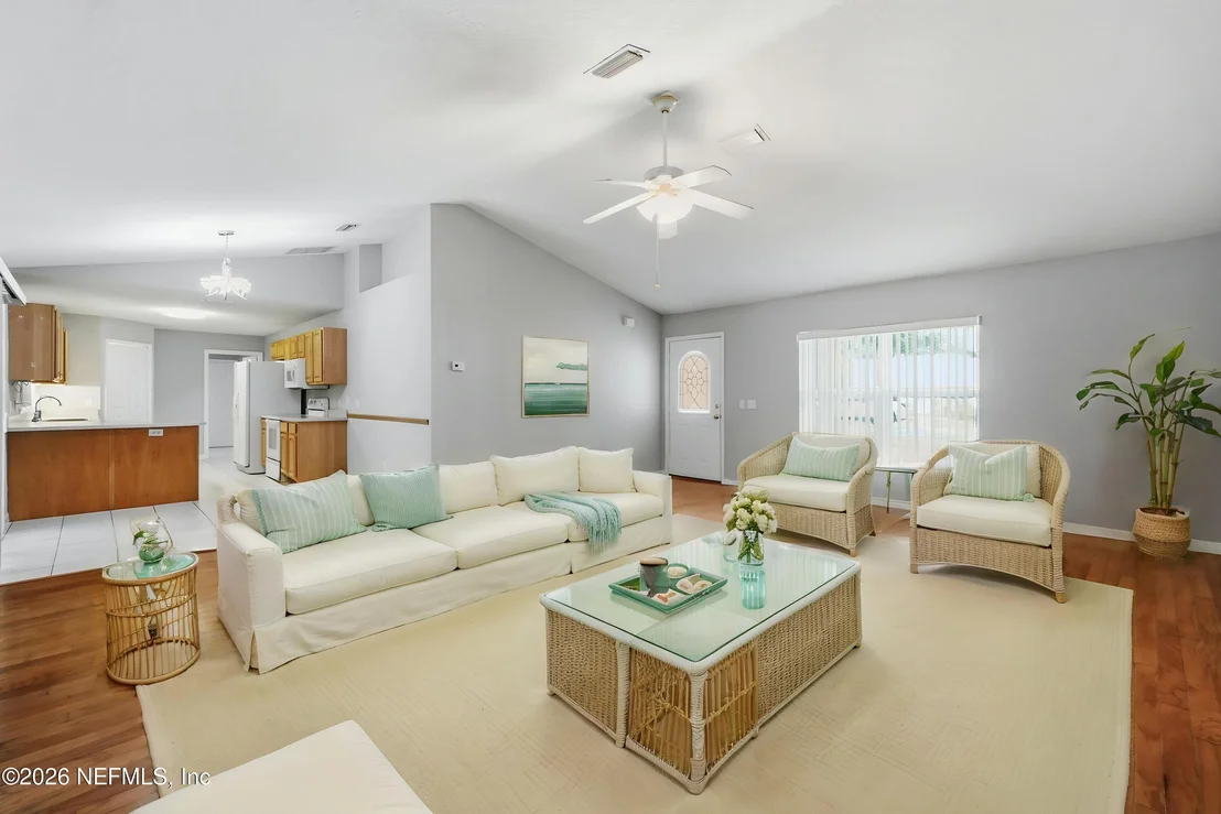 Photo of 936 DELCIE Drive