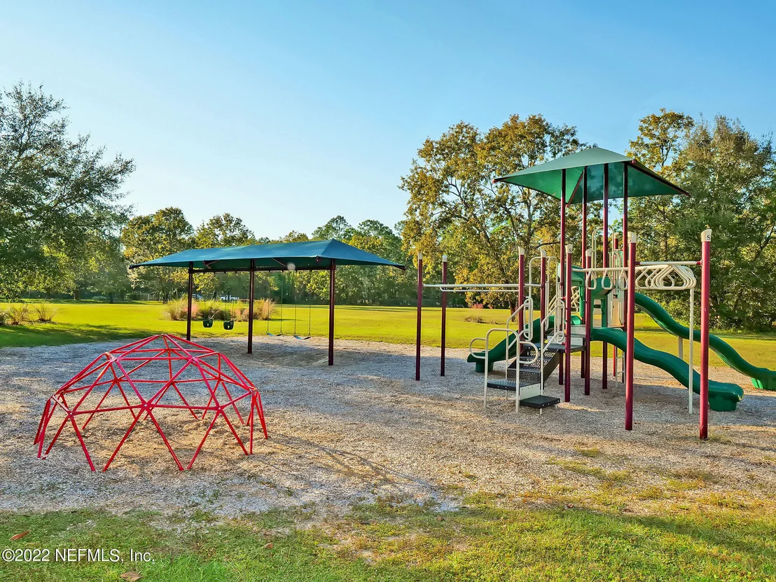 Photo of 120 N ATHERLEY Road