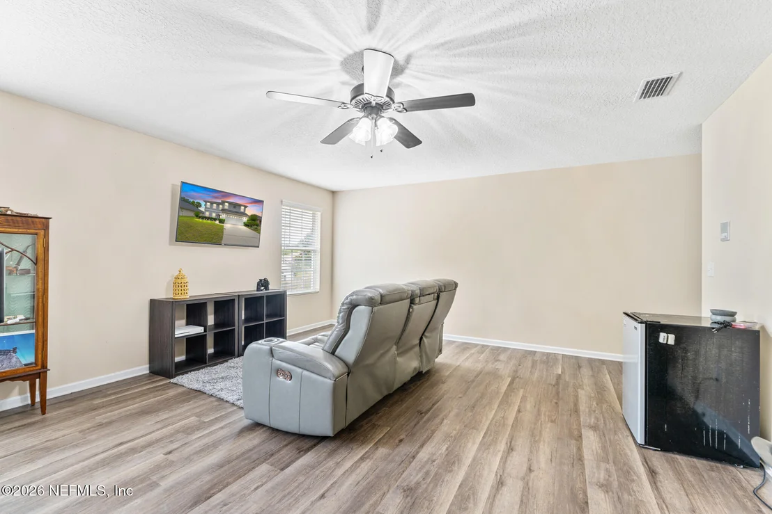 Photo of 425 FORT DRUM Court