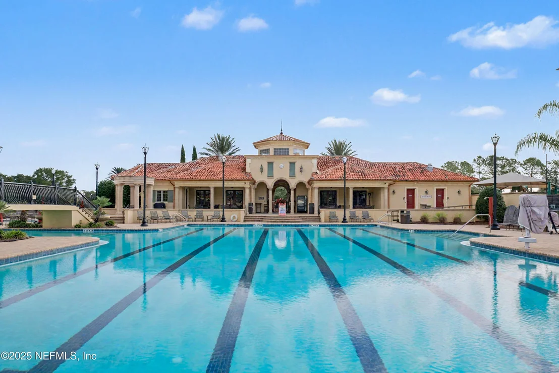 Photo of 3528 GARIBALDI Way