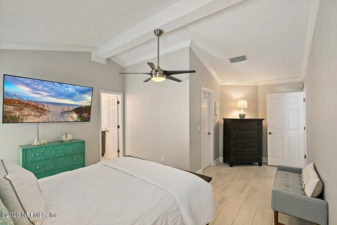 Photo of 4345 APPLE TREE Place