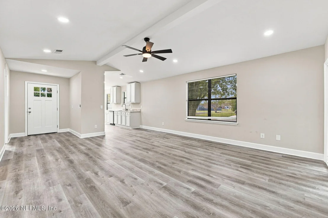 Photo of 1353 SIOUX Street