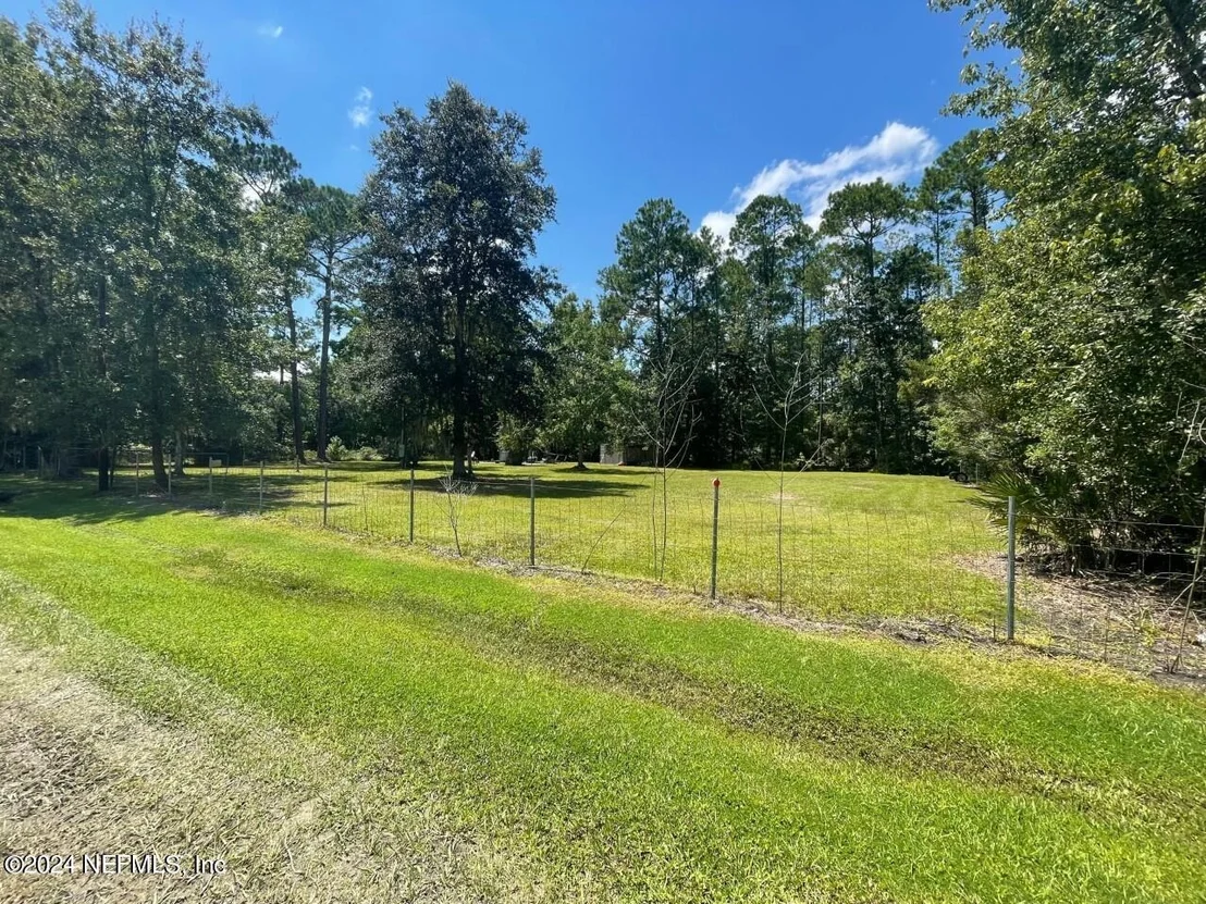 Photo of 111 & 113 ISLANDER Lane