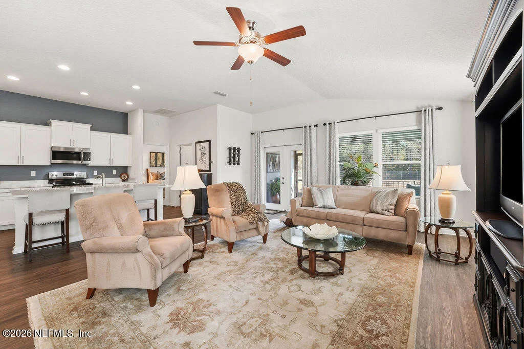 Photo of 480 PALACE Drive