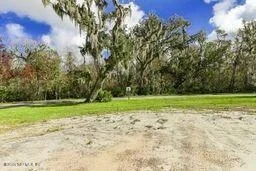 Photo of 8525 BEVERLY LN Lane