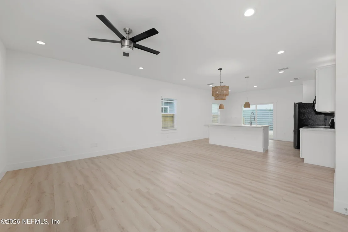 Photo of 609 TWENTY SECOND Street