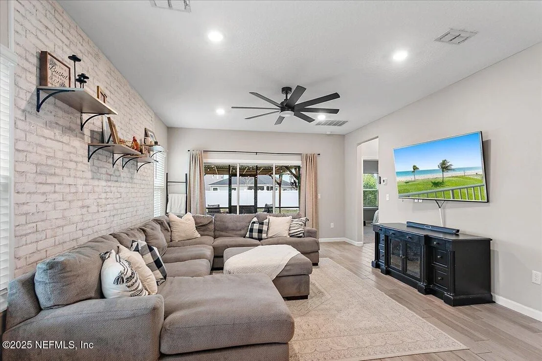 Photo of 228 RIVER MIST Drive