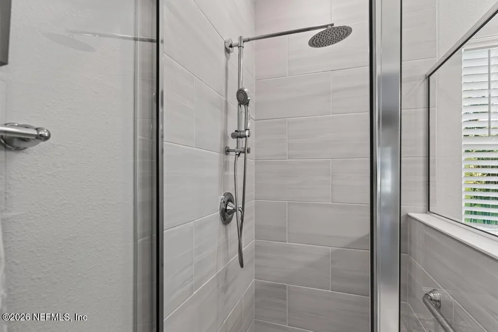 Photo of 206 RIVERCLIFF Trail