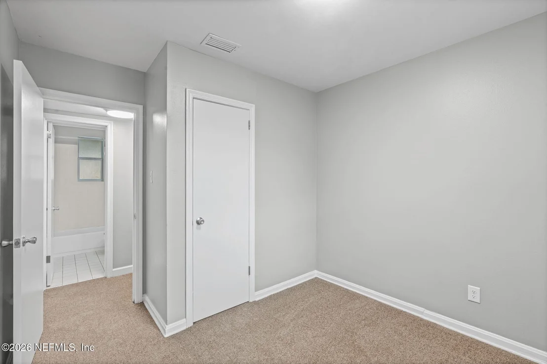 Photo of 215 HILLTOP Drive