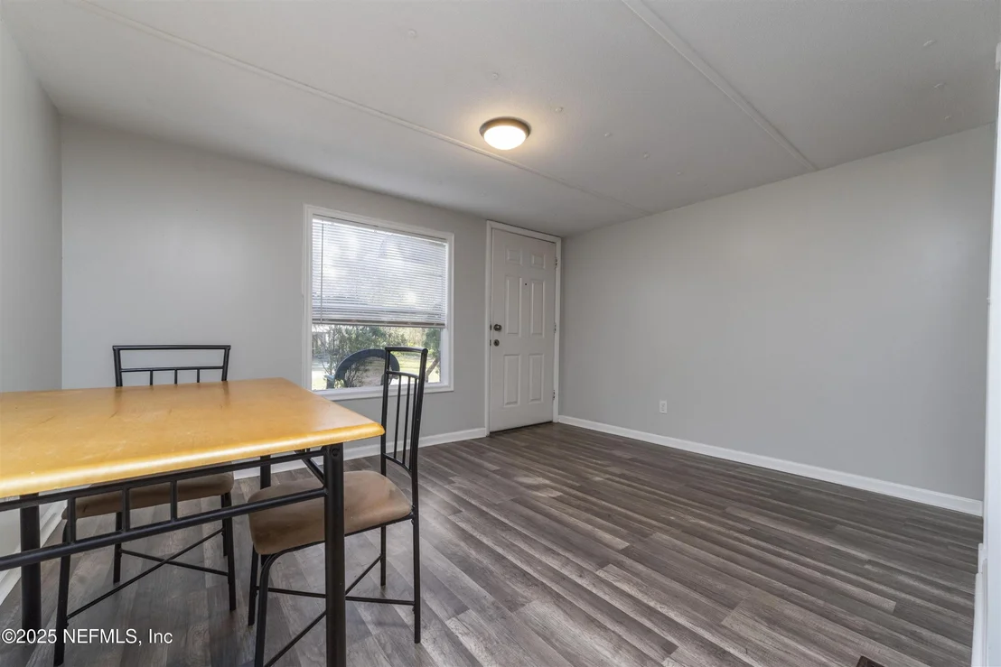 Photo of Unit D at 2905 COUNTY ROAD 214