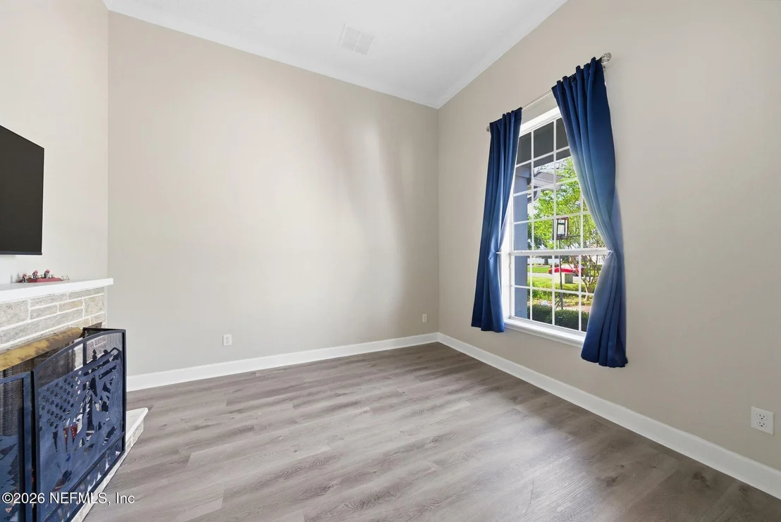 Photo of 7907 DAWSONS CREEK Drive