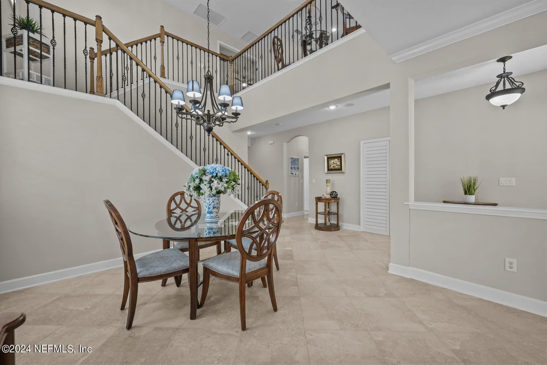 Photo of 712 CANDLEBARK Drive