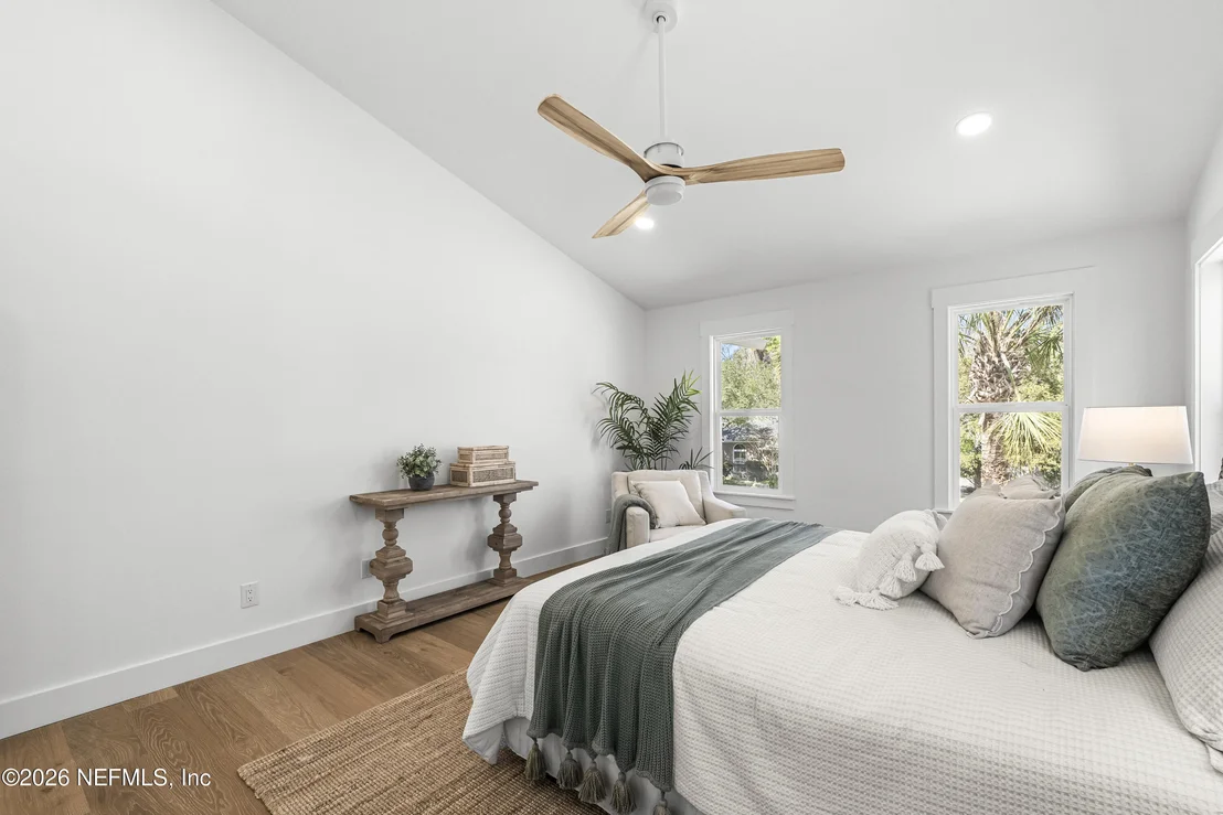 Photo of 806 CHERRY Street