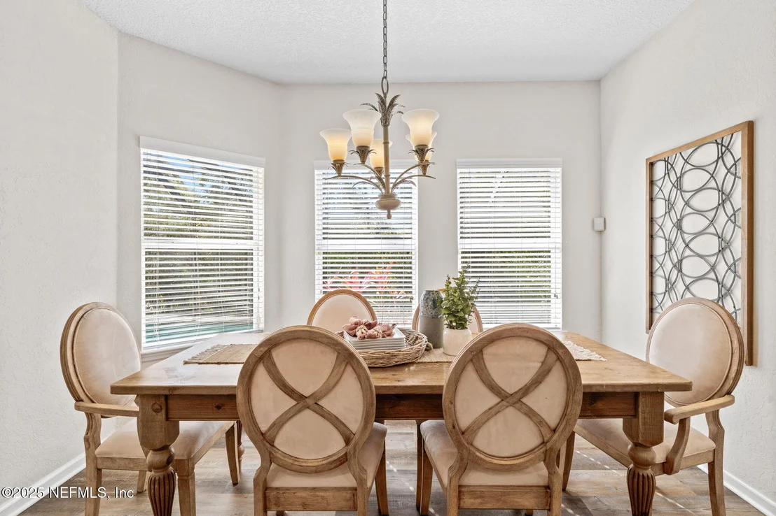Photo of 105 SPANISH OAKS Lane