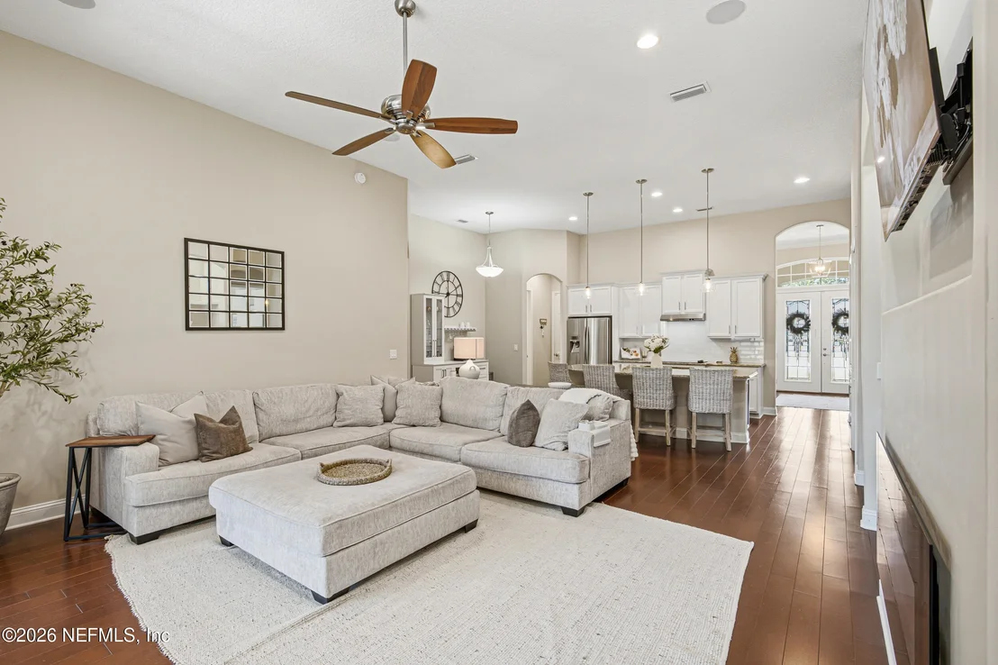 Photo of 338 WILLOW WINDS Parkway