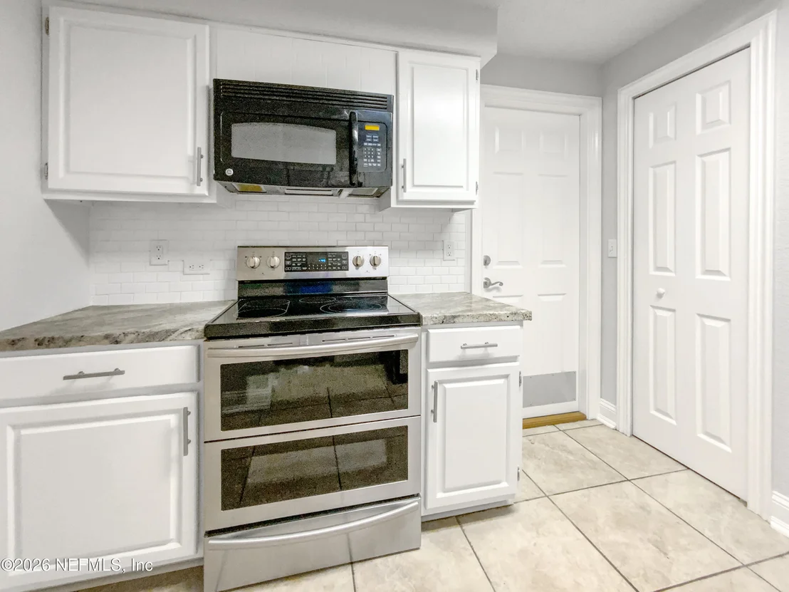 Photo of 10635 FOX SQUIRREL Lane