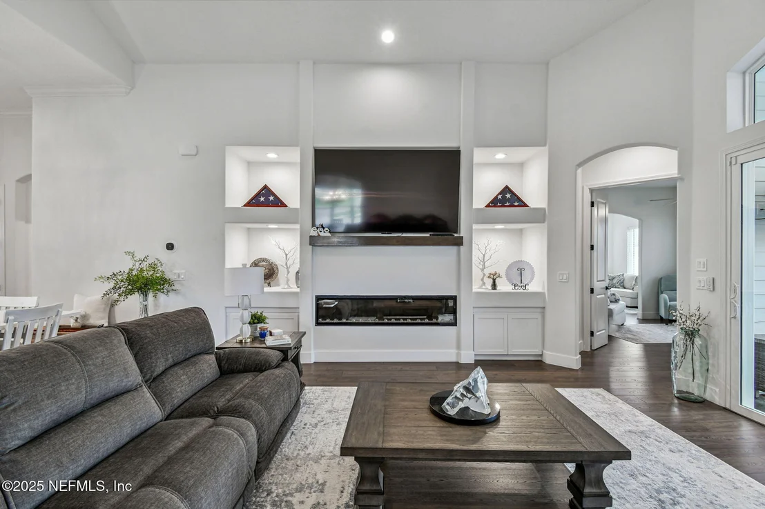 Photo of 295 PINE GROVE Point
