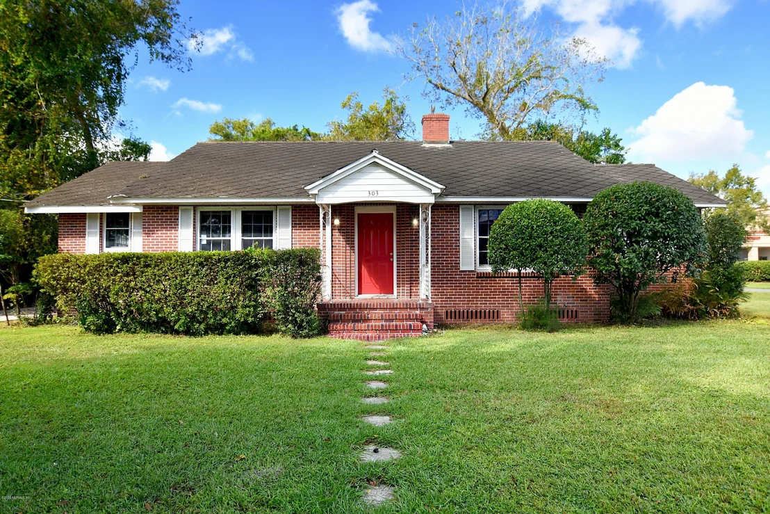 Photo of 303 MONROE Street