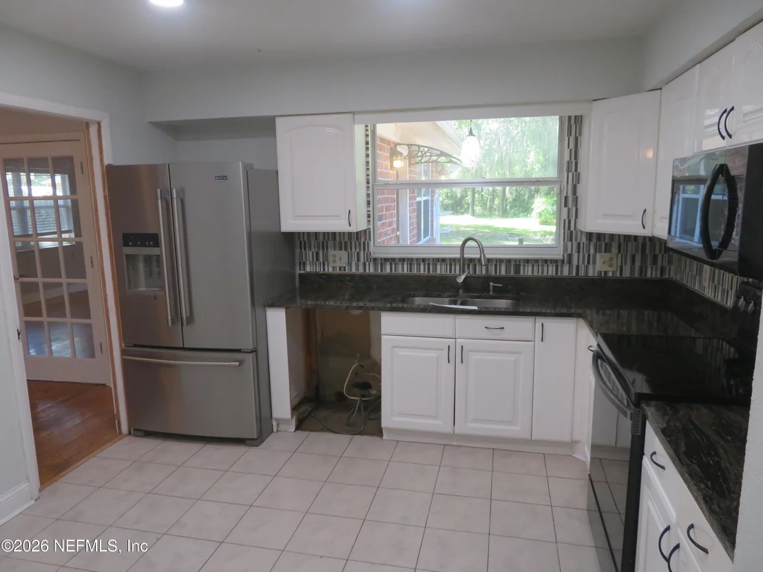 Photo of 5302 HICKSON Road