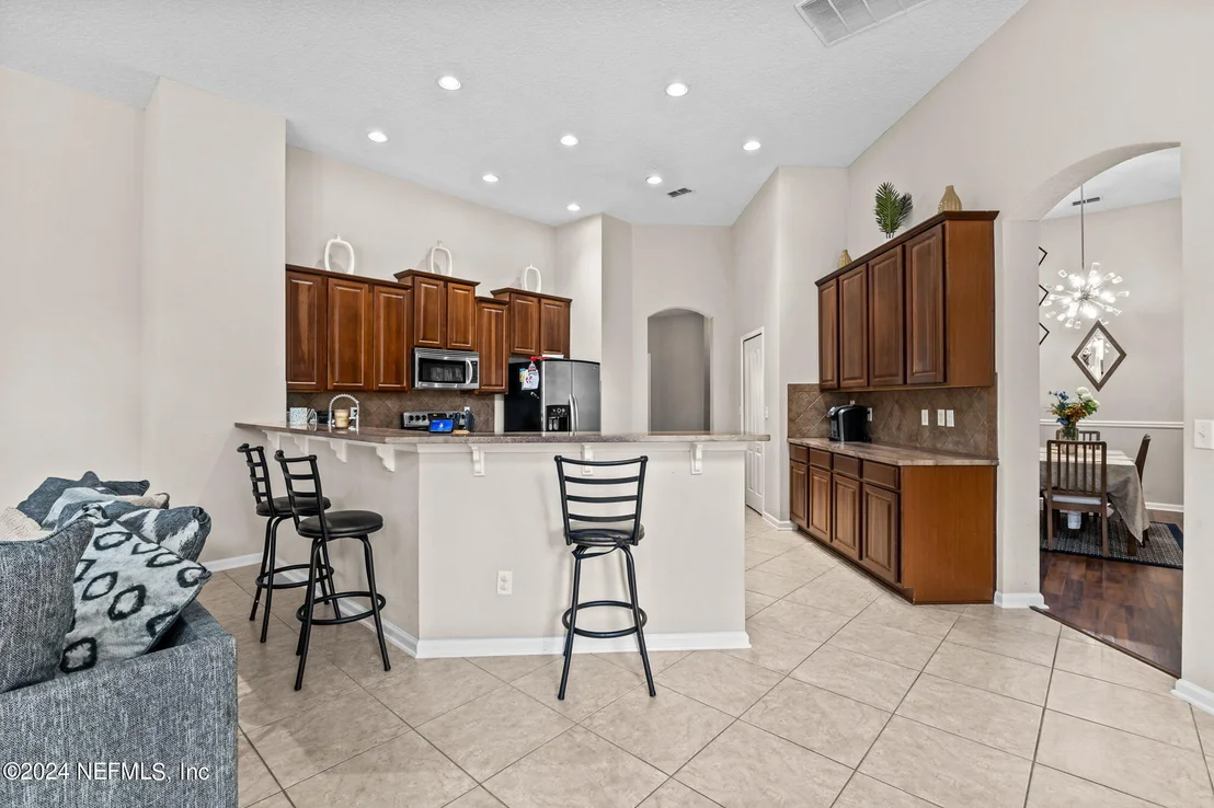 Photo of 6044 WHITE TIP Road