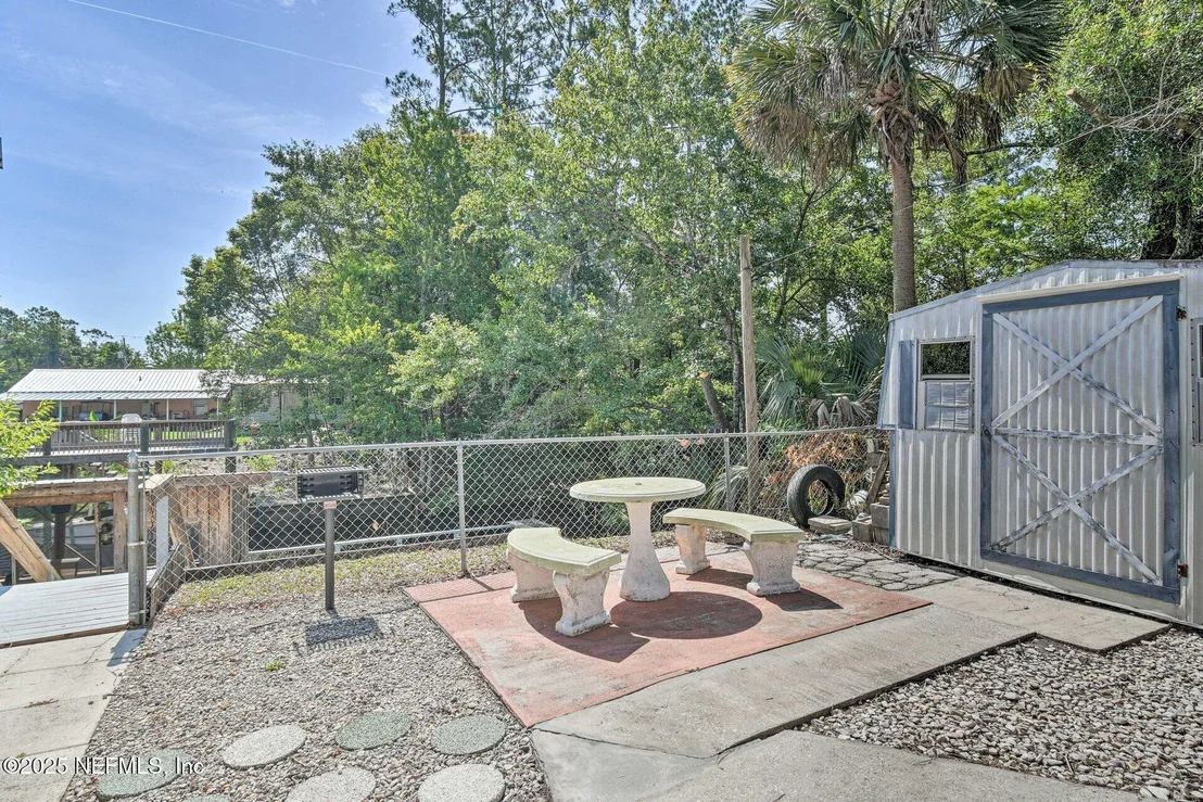 Photo of 118 RIVERSIDE Avenue