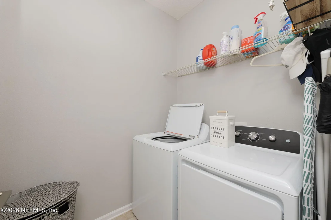 Photo of 389 SHETLAND Drive