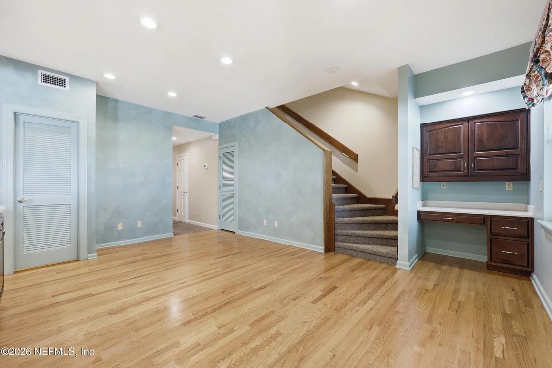 Photo of 2957 FOREST Circle