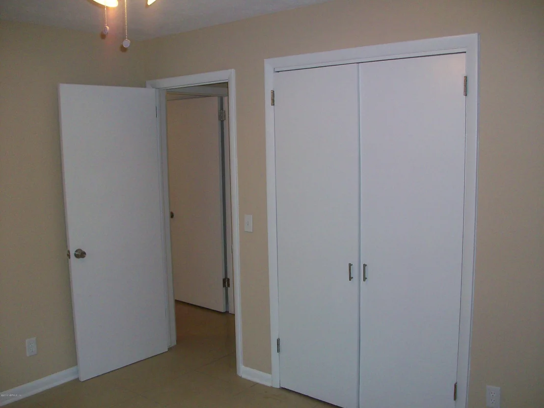 Photo of 1262 ARBOR Circle