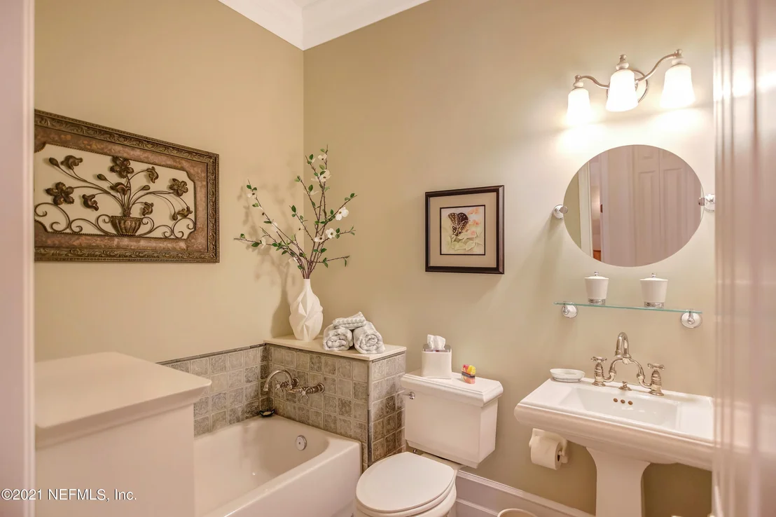 Photo of 1120 INVERNESS Drive