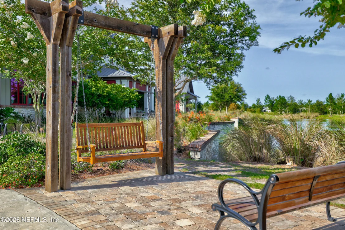 Photo of 307 BUFFALO Court