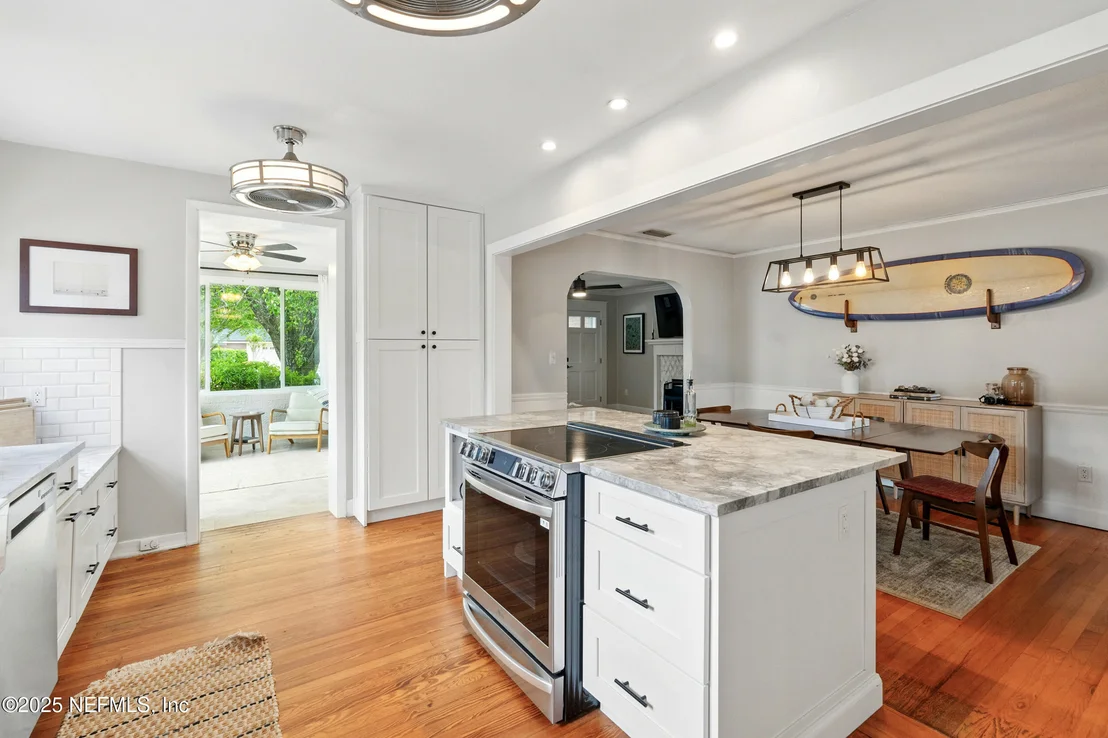 Photo of 4259 SAN JOSE Boulevard