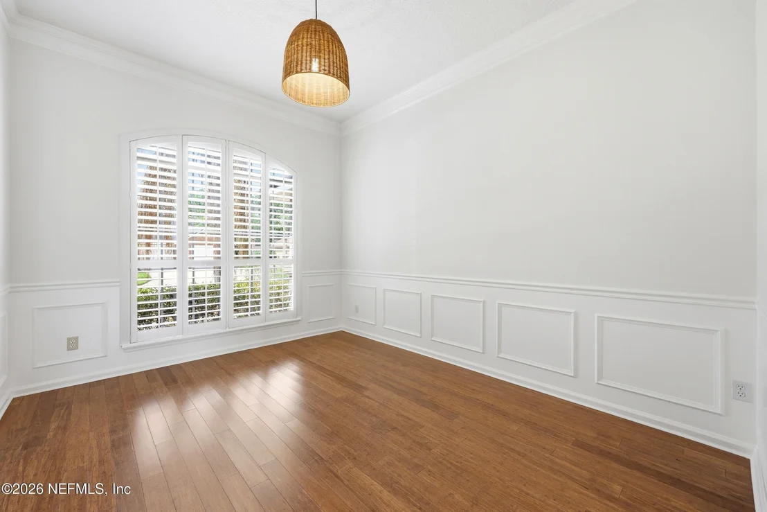 Photo of 2220 LOOKOUT Landing