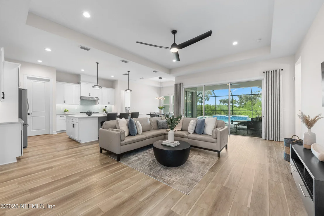 Photo of 170 PASARELA Drive